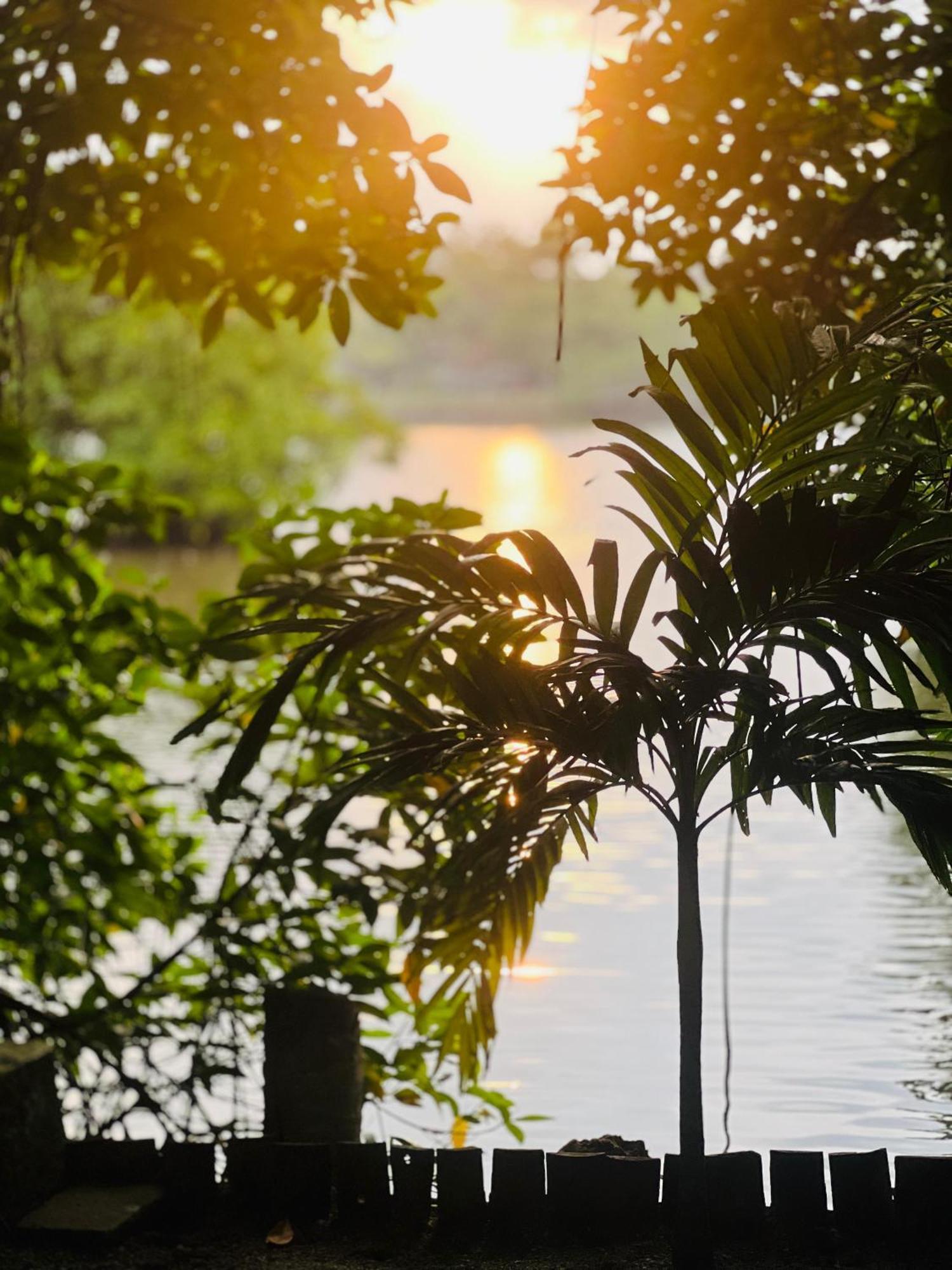 Water'S Edge Villa Ahangama Exterior photo