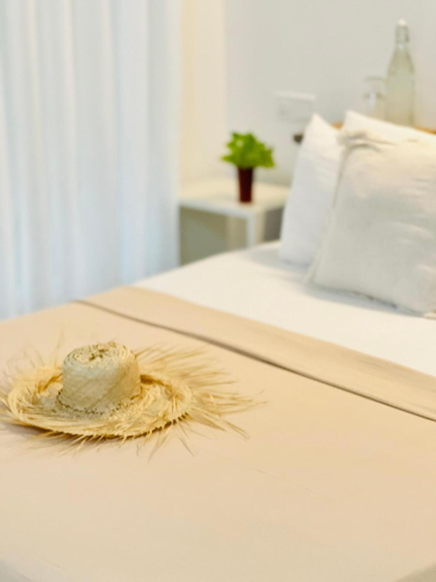 Water'S Edge Villa Ahangama Room photo
